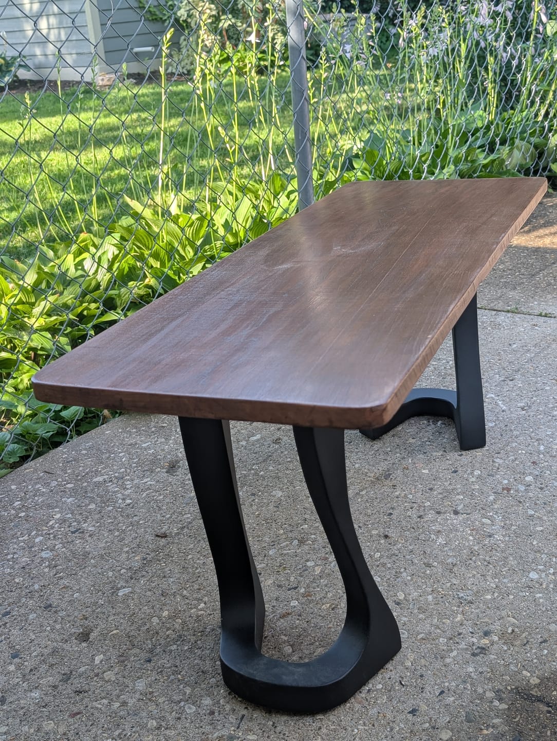 Customer photo review of Bench Legs 117/130 Uzar 16" H for Live Edge Table Top, DIY Projects