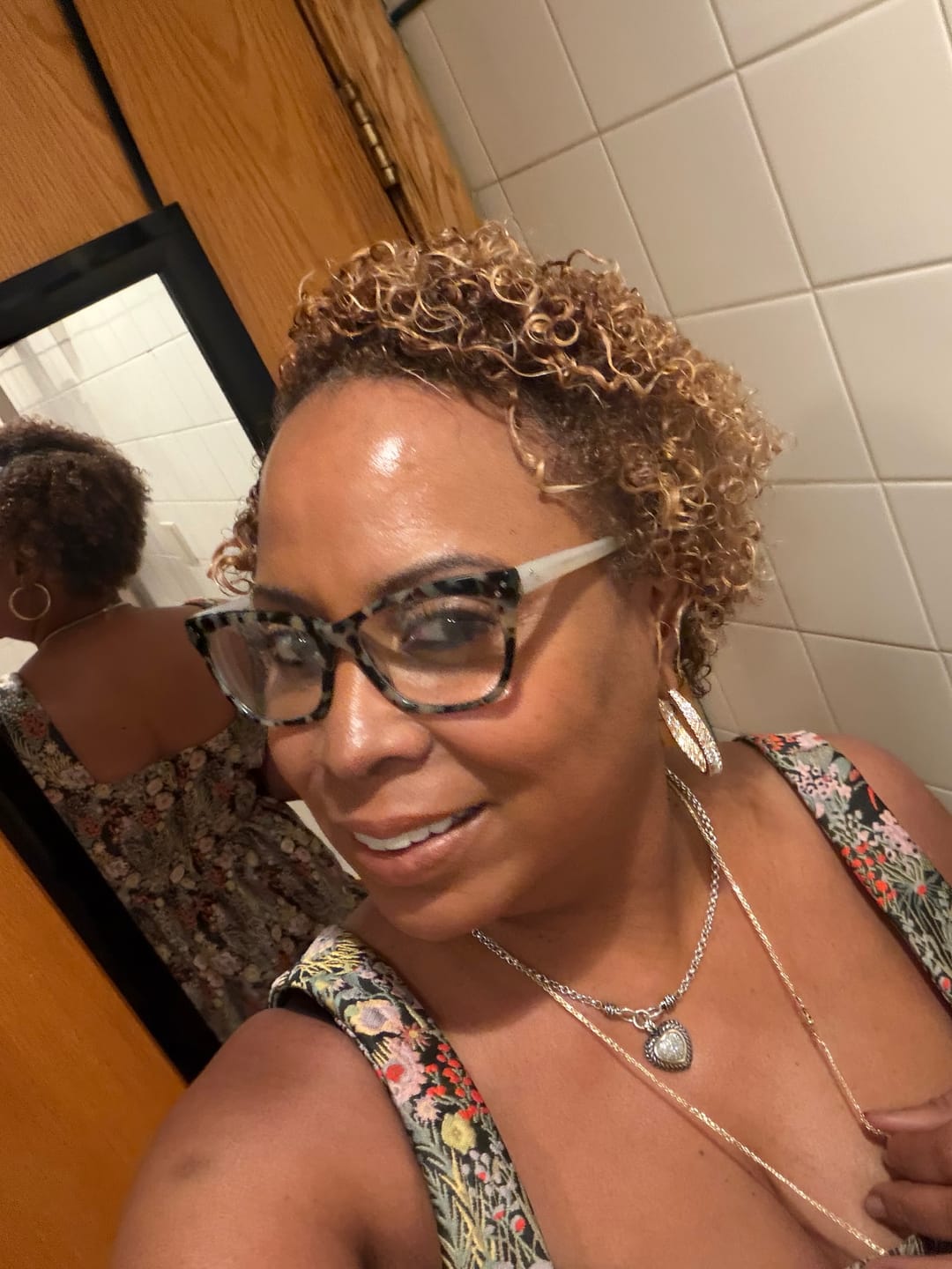 Customer photo review of ARIIMODA CURL BRUSH