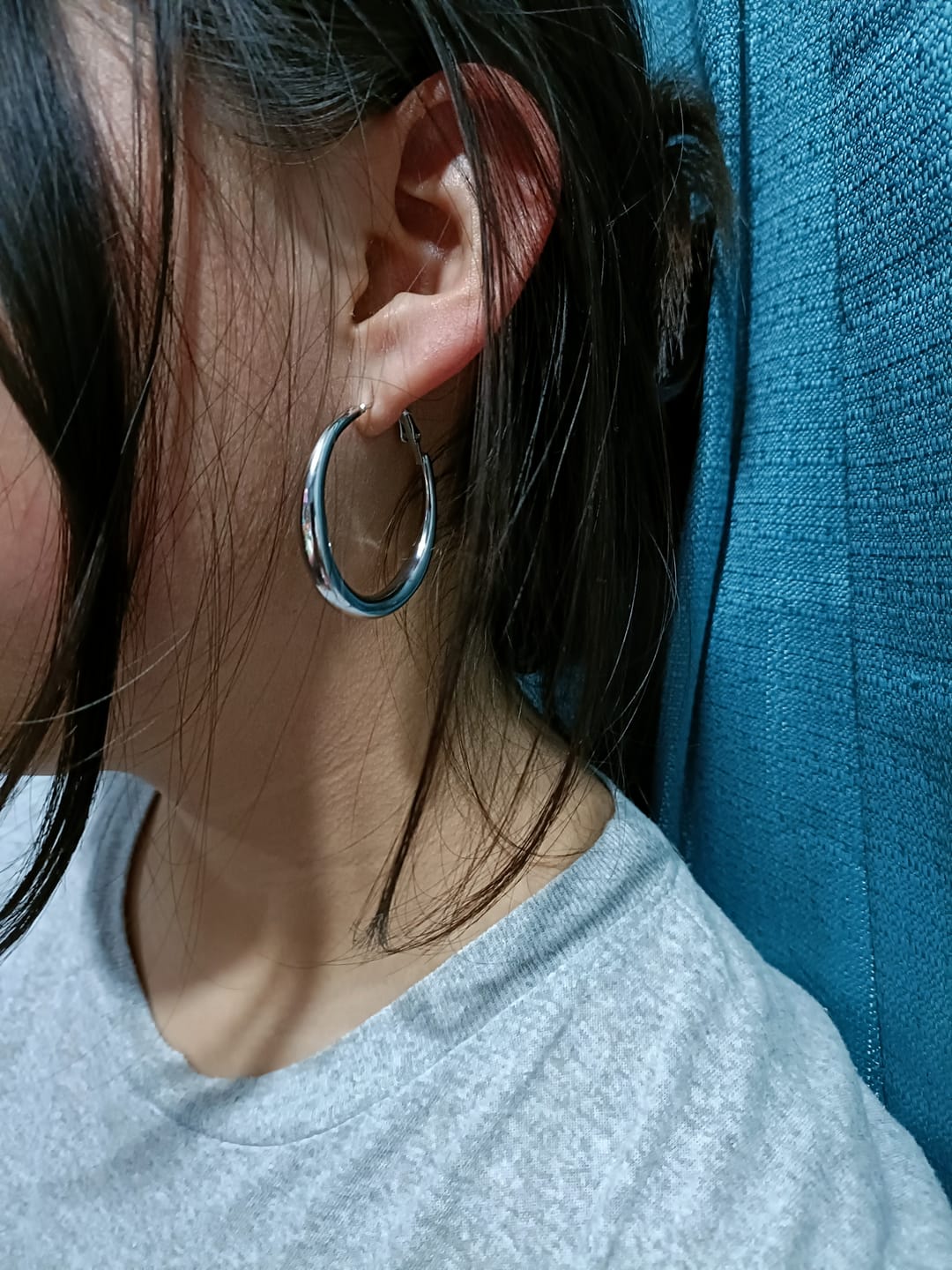 Customer photo review of Aretes Liri Plata