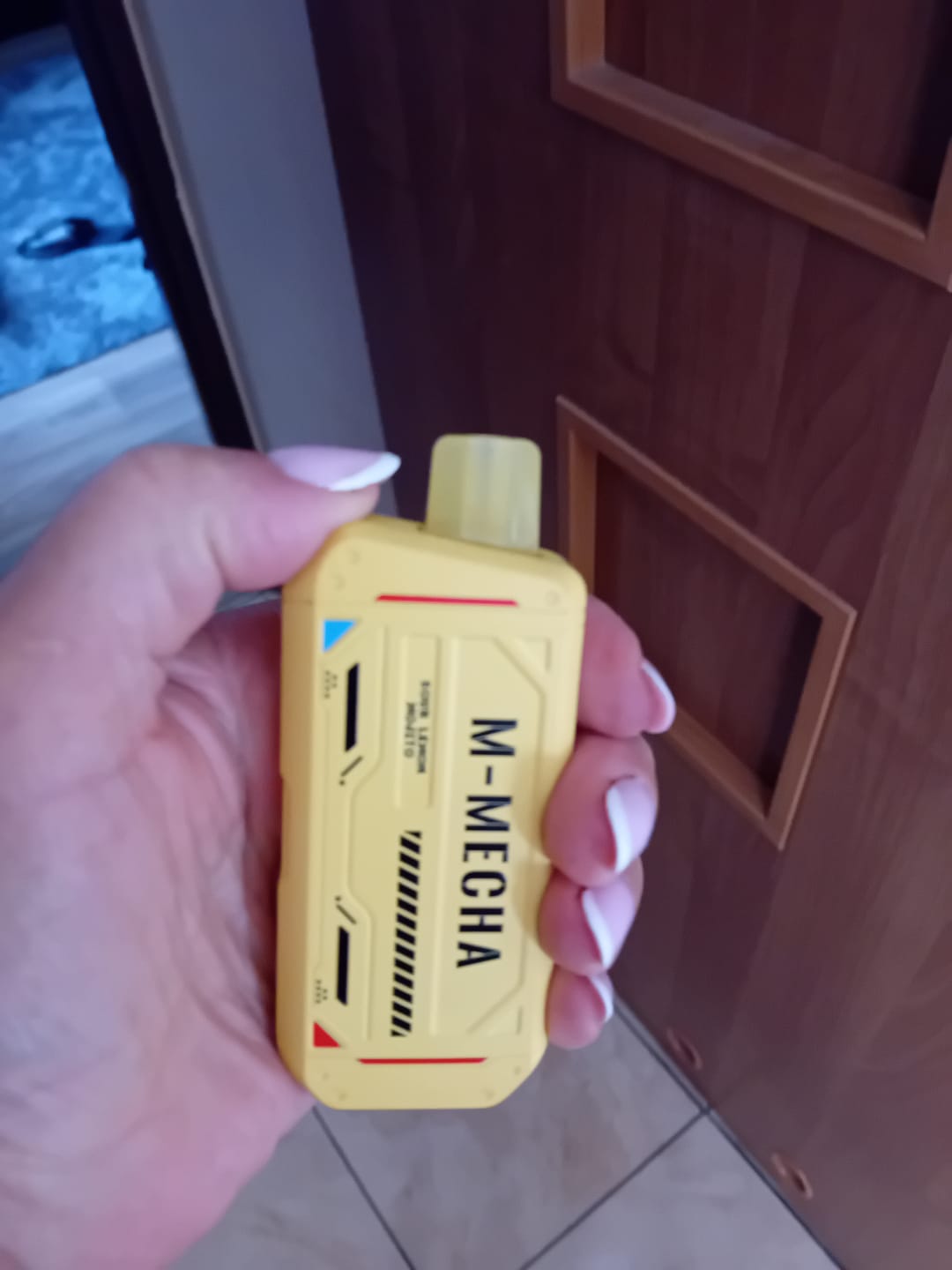 Customer photo review of Jednorazówki MERRYMI M-Mecha 16K Buchów - E papieros 3%