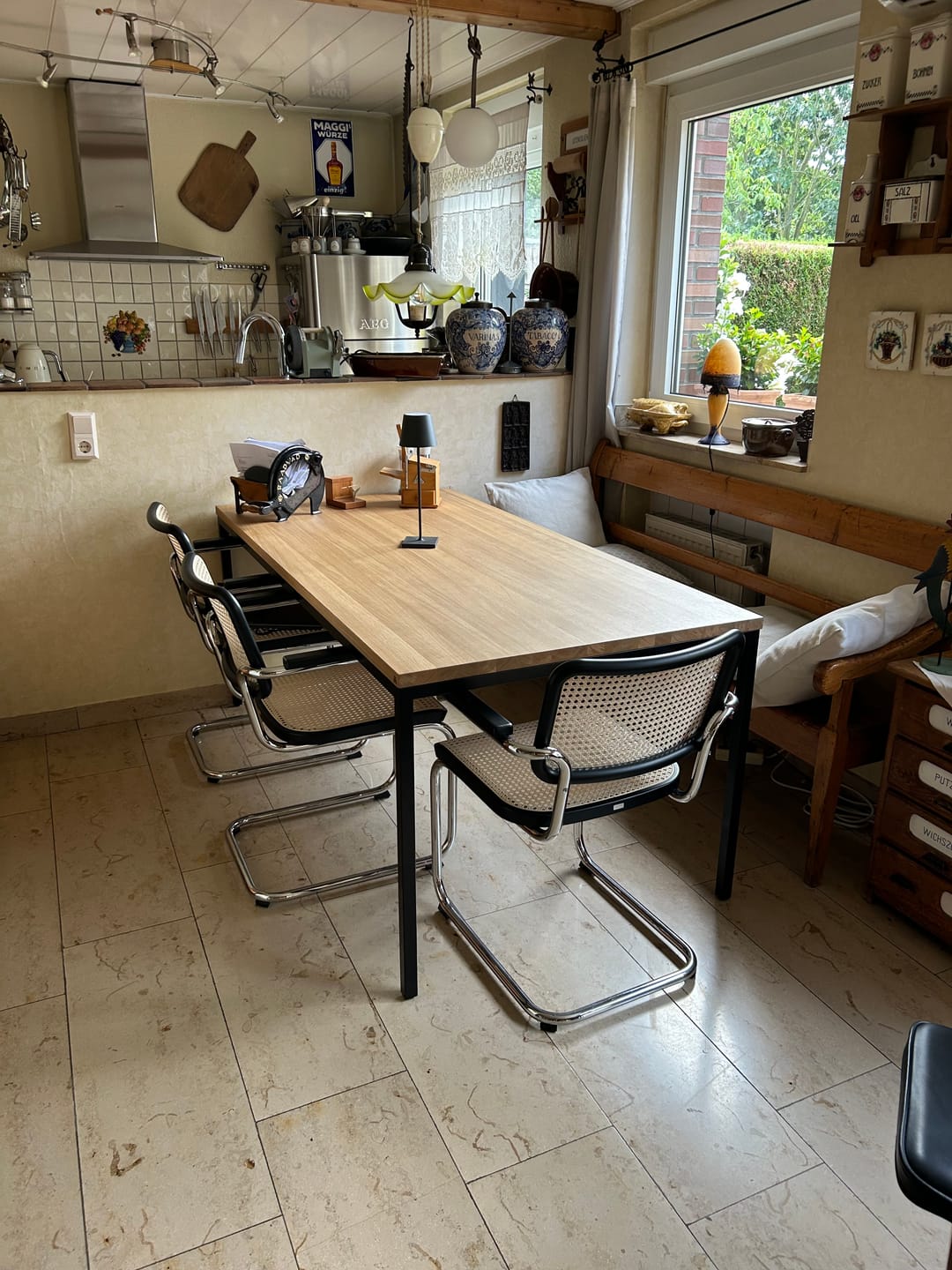 Customer photo review of Tisch Massivholz & Stahlgestell mit Vierfuß TALON