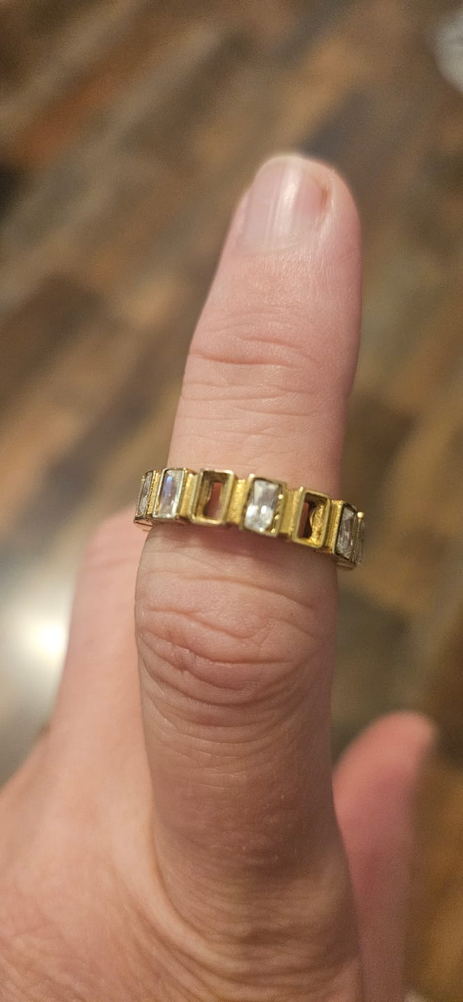 Customer photo review of Gigi Square Crystal Ring