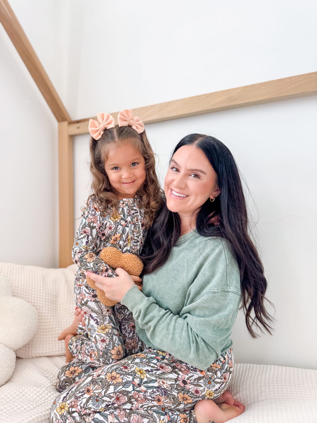 Customer photo review of Wildflowers Mama Joggers