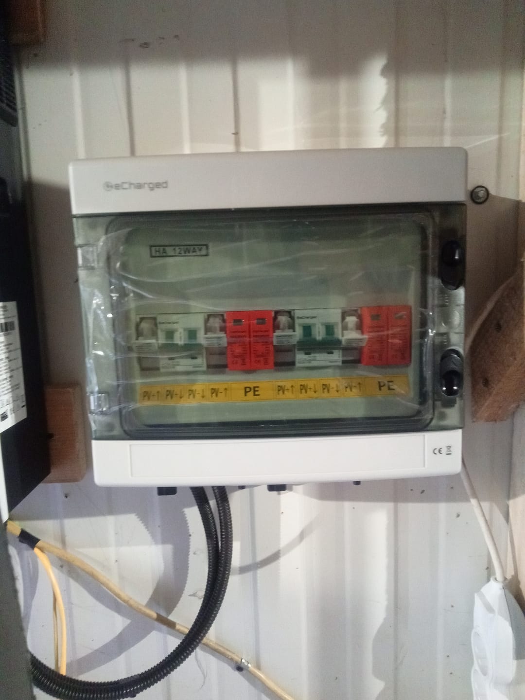 Customer photo review of Tablou sigurante pentru kiturile fotovoltaice 15A 500V cu doua stringuri