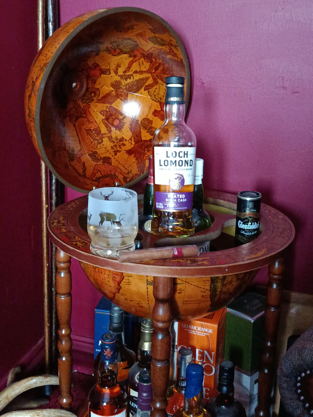 Customer photo review of Loch Lomond The Original Peated Rioja Cask Single Malt Whisky 70cl