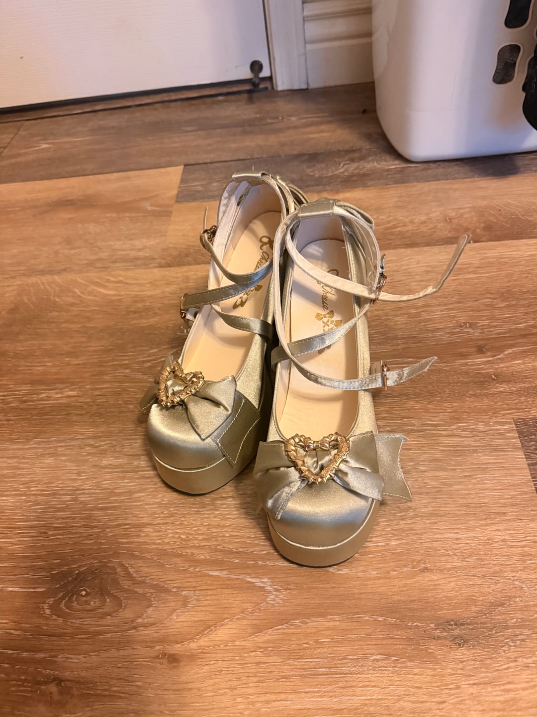 Customer photo review of Tiana