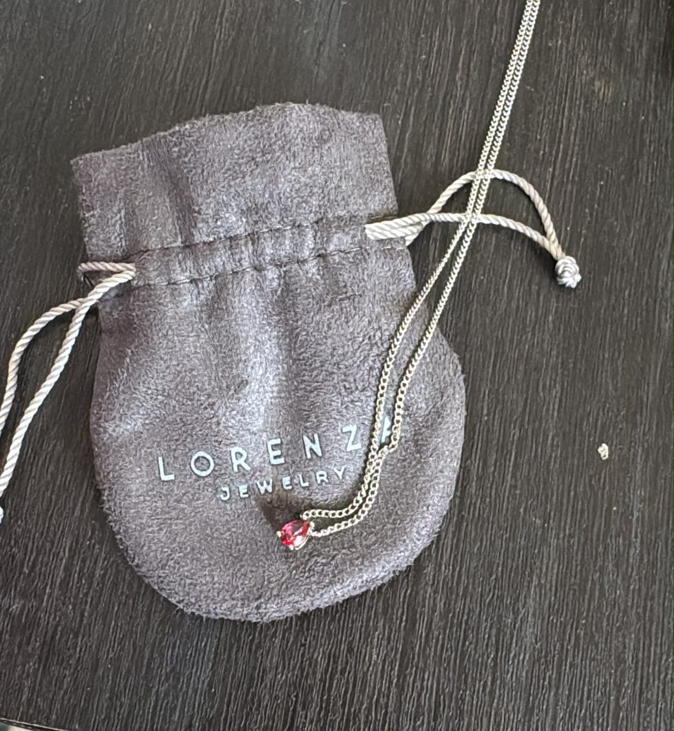 Customer photo review of Collar Birthstone Gota Plateado