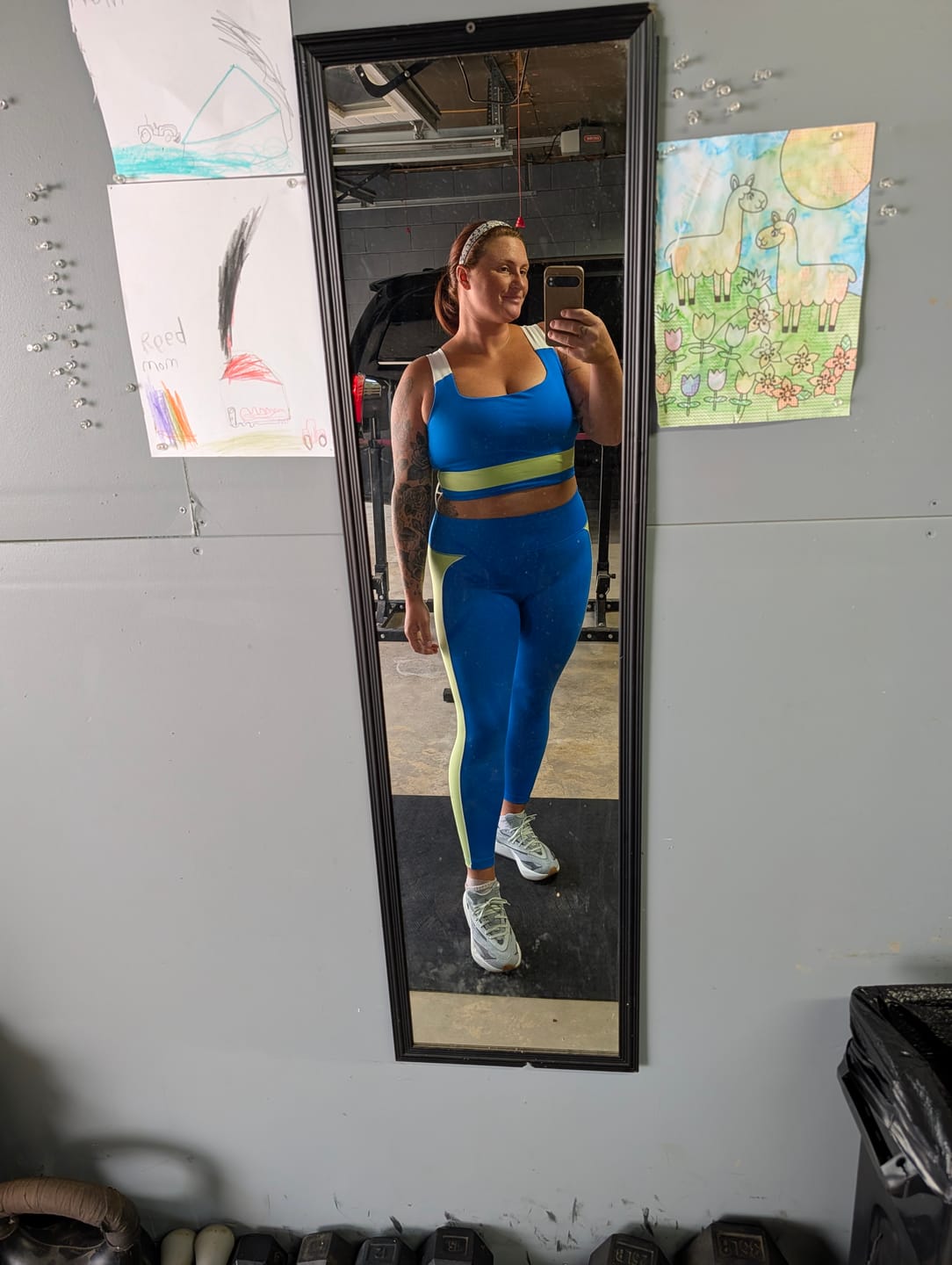 Customer photo review of BOLD Colorblocked Full Length Legging