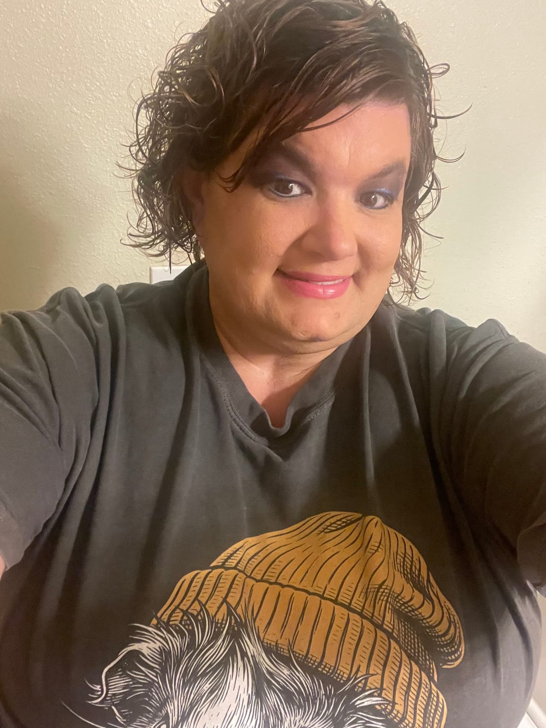 Customer photo review of Beanie Guinea T-shirt