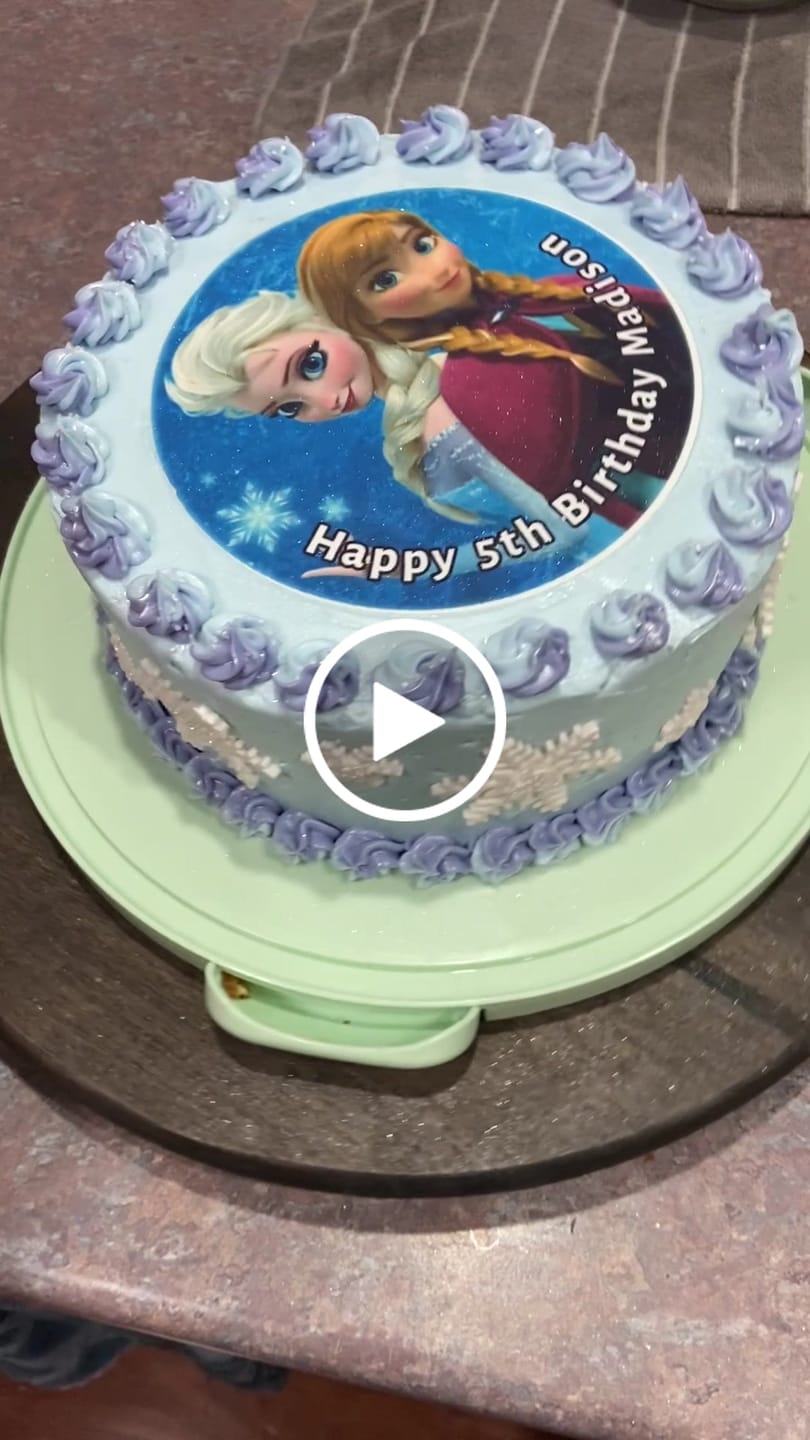 Customer video review of 15 cm Round Custom Edible Icing Image