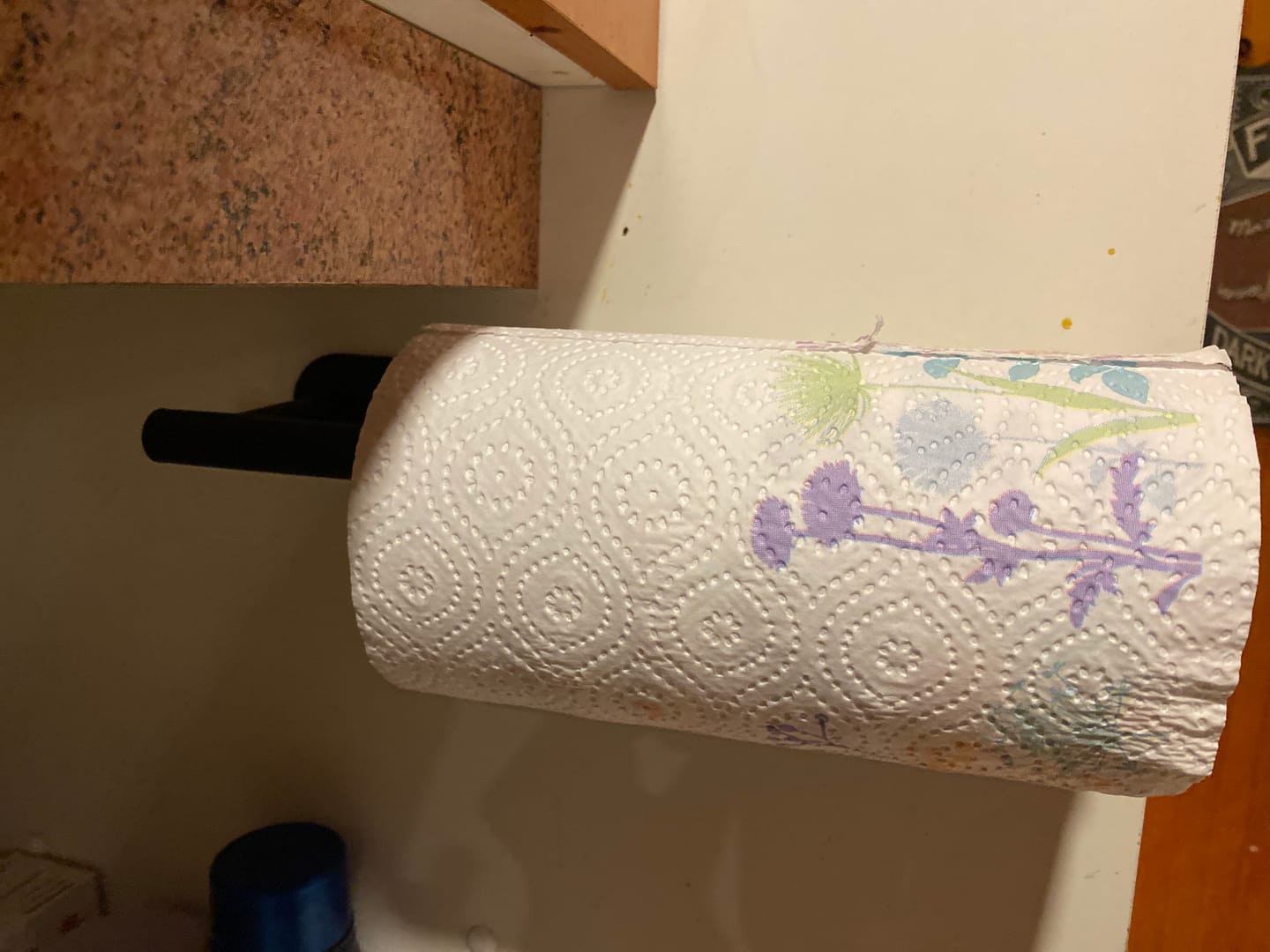 Customer photo review of Portarollos Toalla De Papel Nova De Acero Inox Autoadhesivo
