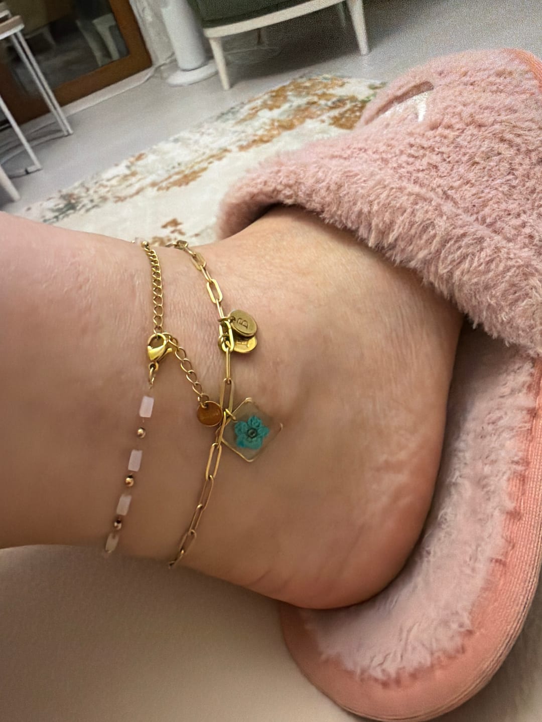 Customer photo review of Doğum Çiçeği Halhal