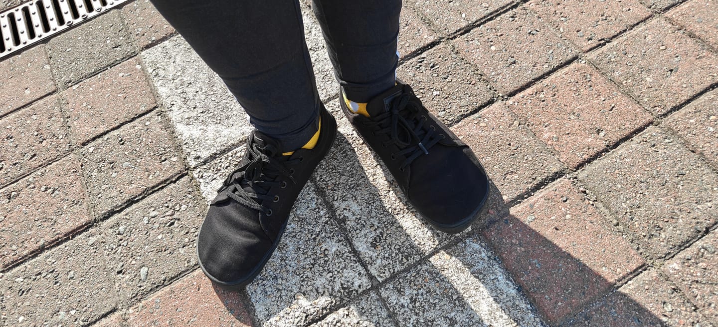 Customer photo review of Vaistoa Rento 2 -paljasjalkatennarit