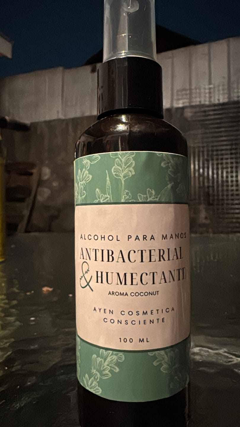 Customer photo review of Botella 100 ml plástico ámbar con spray negro 20/410
