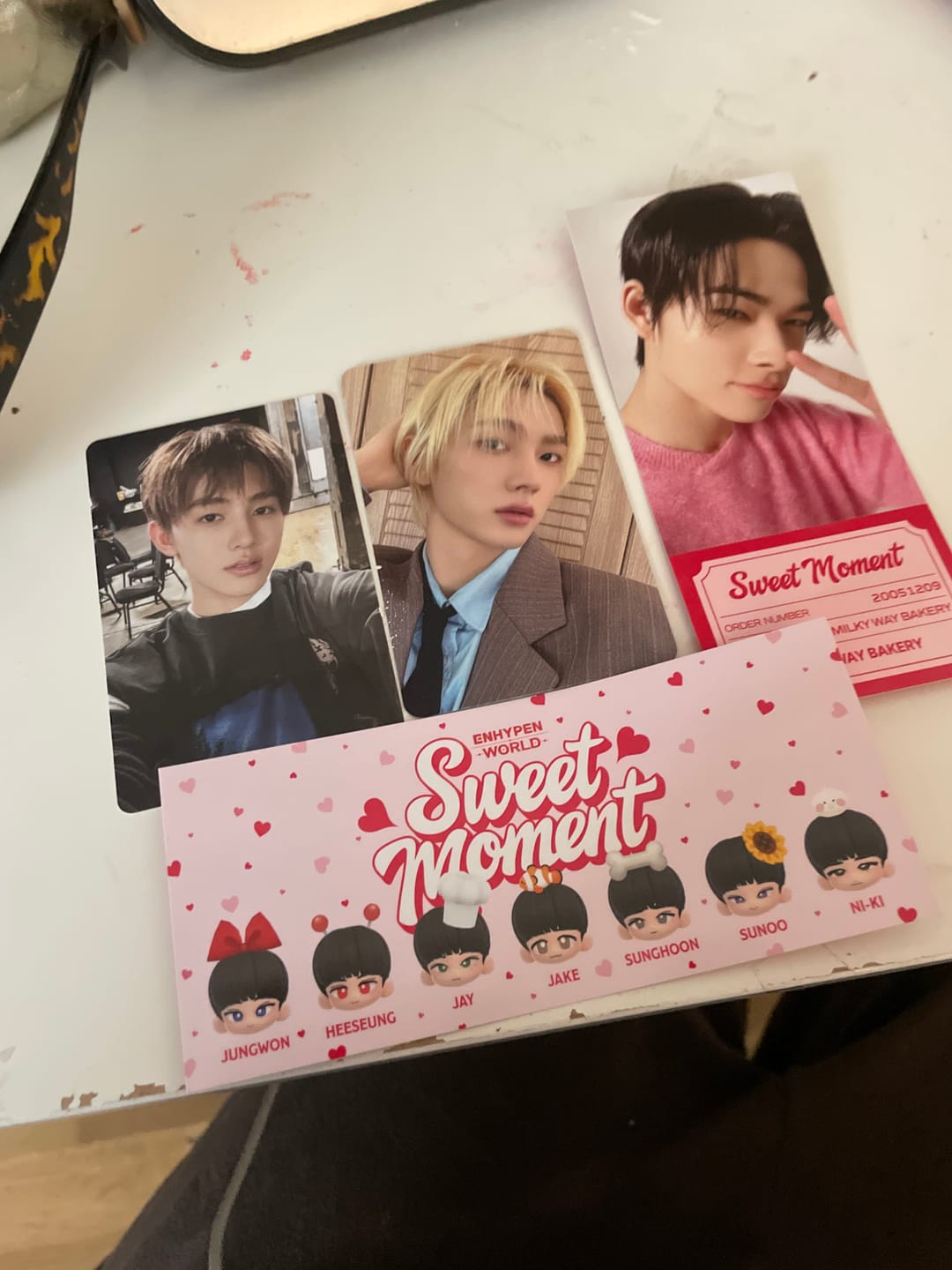 Customer photo review of ENHYPEN - [ENHYPEN WORLD COUPON CARD COLLECTION] (Sweet Moment Gift ver.)