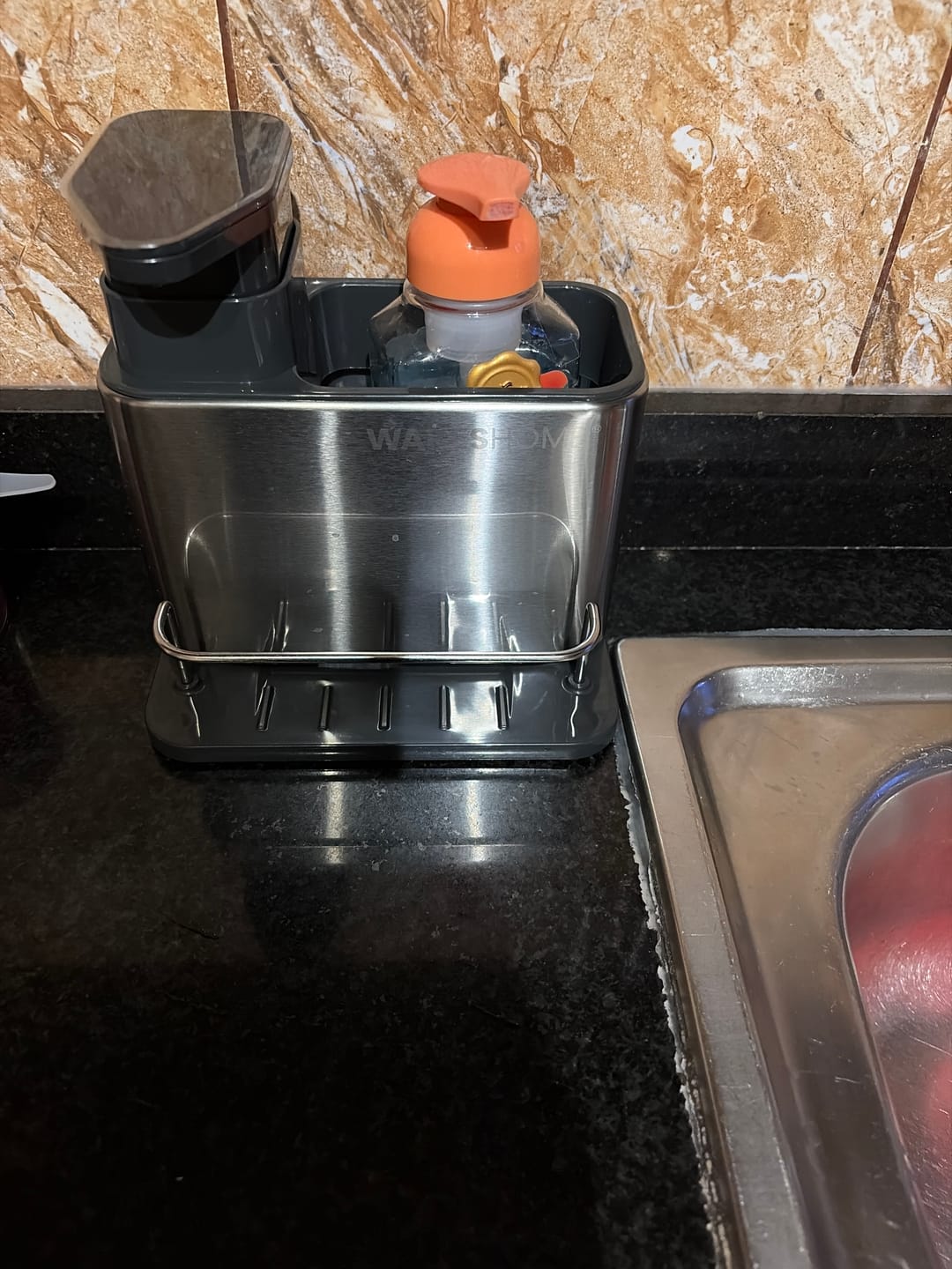 Customer photo review of Dispensador De Lavalozas Jabón Y Porta Esponja Organizador 3 en 1