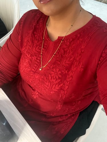 Customer photo review of Mehreen Maroon Modal short top