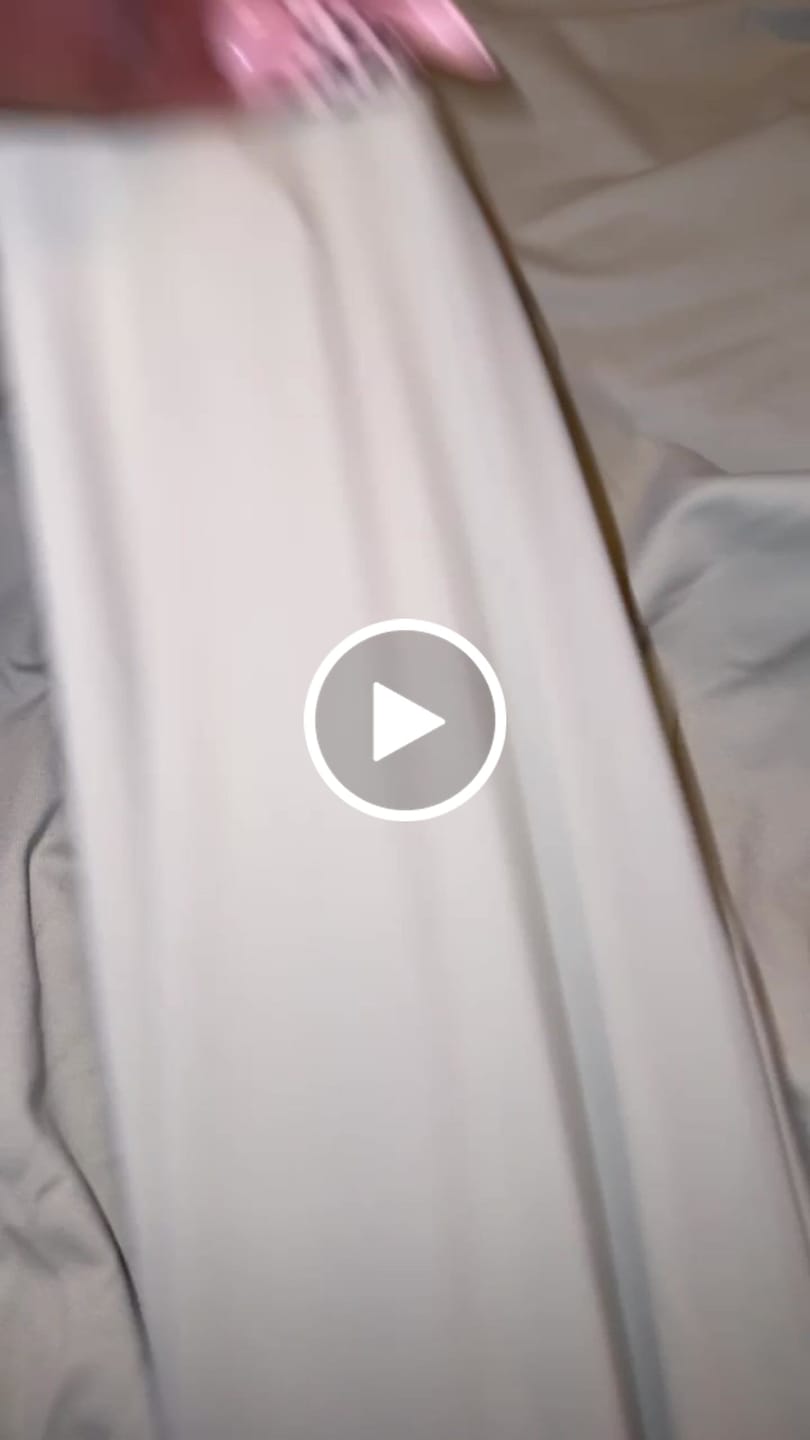 Customer video review of ELLE TOP