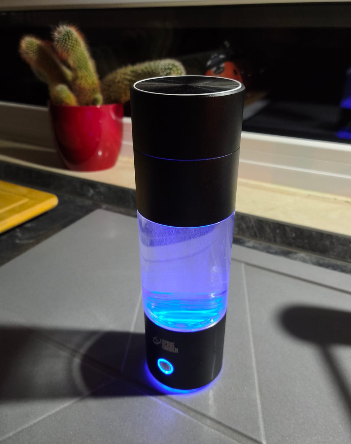 Customer photo review of Wasserstoffwasser Flasche – Hydrogen Water mit SPE-PEM bis 3000 ppb