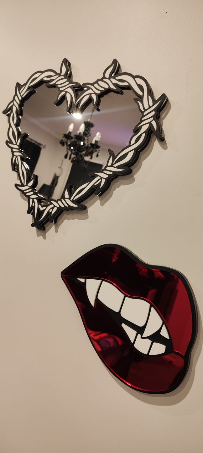 Customer photo review of Gothic Barbed Wire Heart Mirror – White Edition