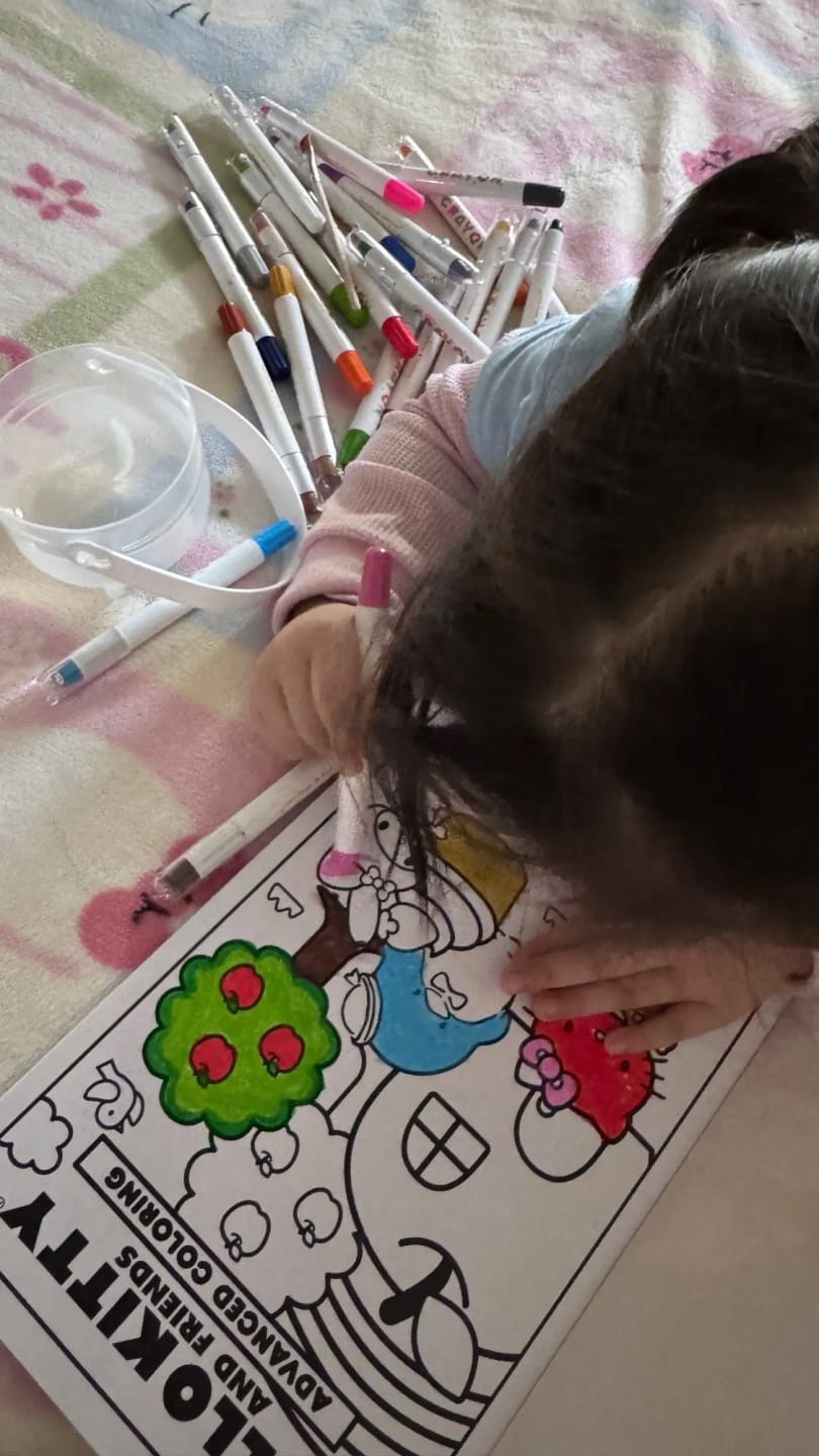 Customer photo review of Washable Crayons Oil Pastels