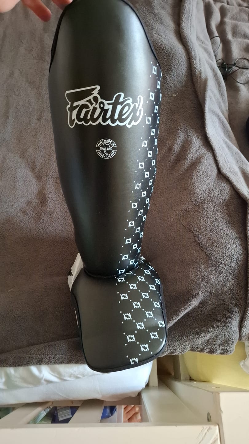 Customer photo review of Fairtex SP5 Black Shin Pads