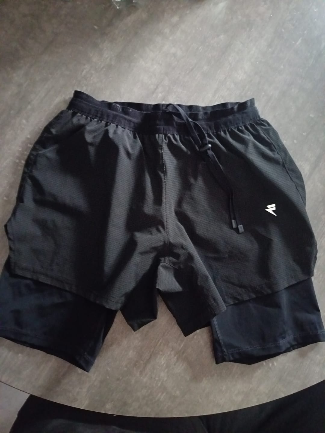 Customer photo review of Short 2 en 1 avec compression intégrée