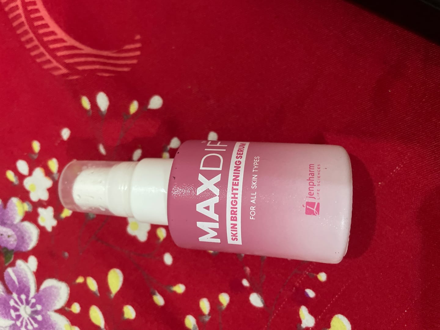 Customer photo review of Maxdif Brightening Serum