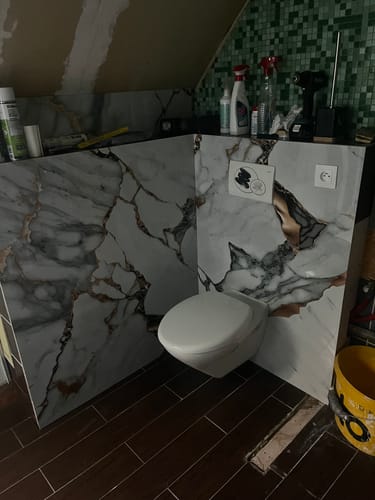 Customer photo review of Plaque PVC Imitation Marbre Bleuté Oslo – Imperméable et facile à poser