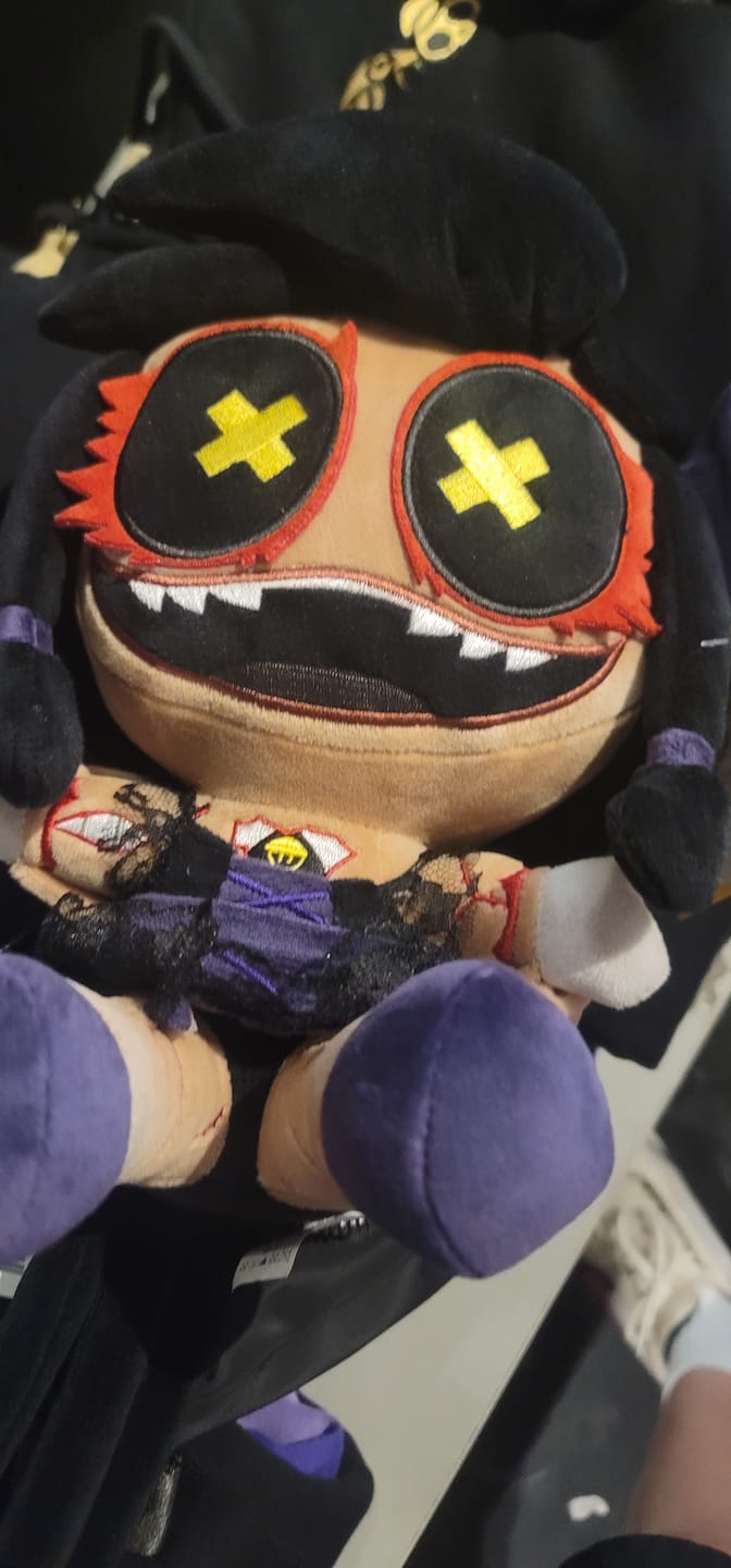 Customer photo review of Cyn Plush