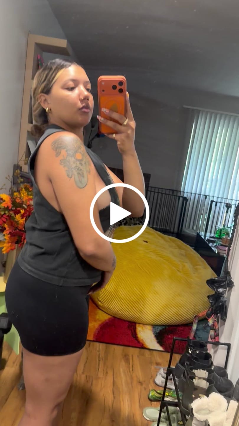 Customer video review of HONOLULU HOTTIE VINTAGE TEE