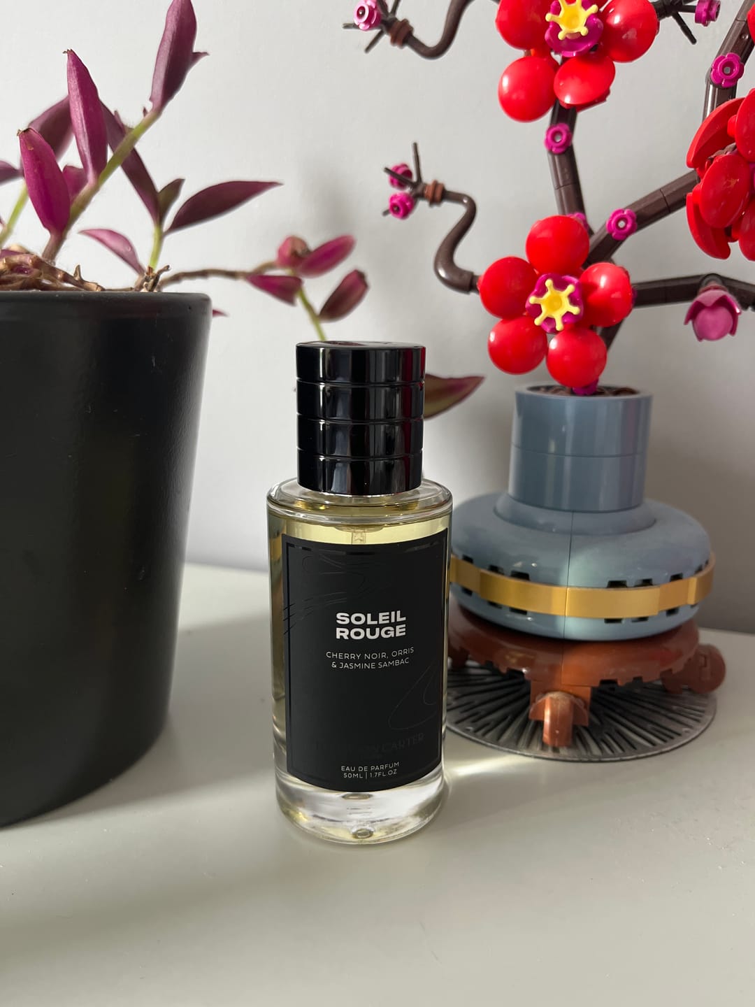 Customer photo review of Soleil Rouge | Eau de Parfum