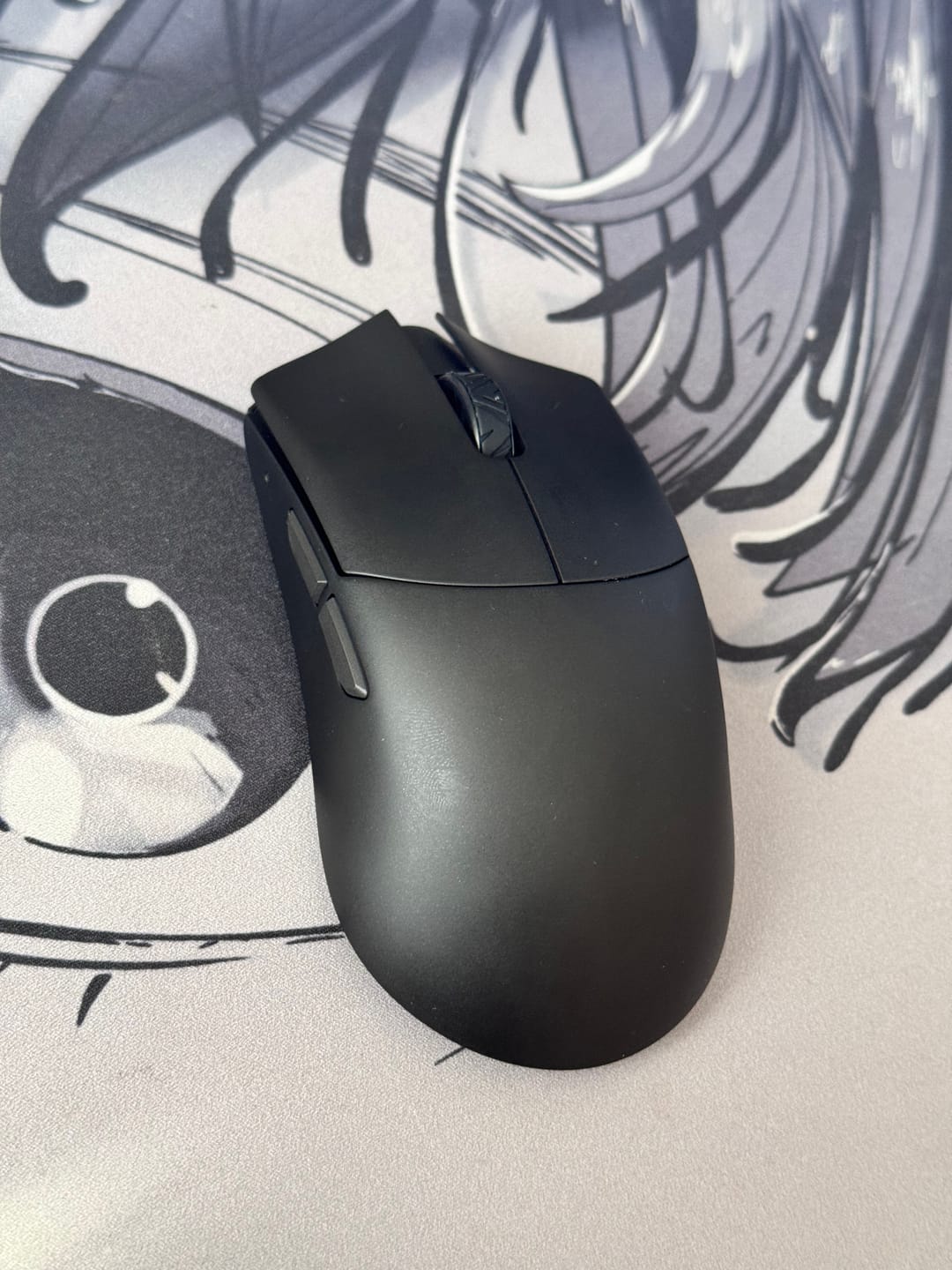 Customer photo review of WLMouse Beast G Medium Wireless Mouse