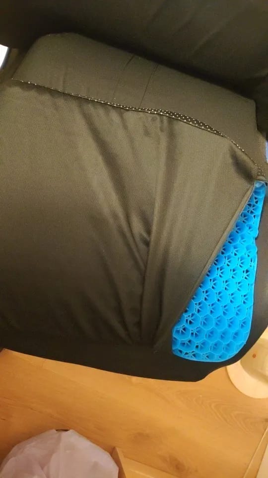 Customer photo review of Cojín de Asiento Ergonómico ComfortRest™