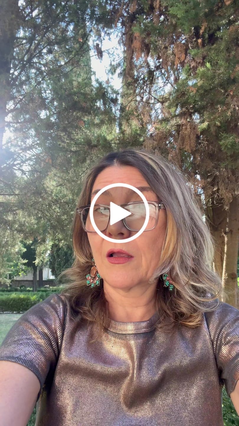 Customer video review of Orecchini Caluri