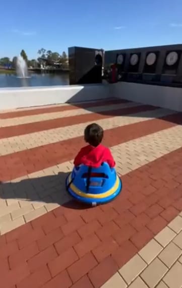 Customer photo review of Electric Bumper Car for Kids with Remote Controller