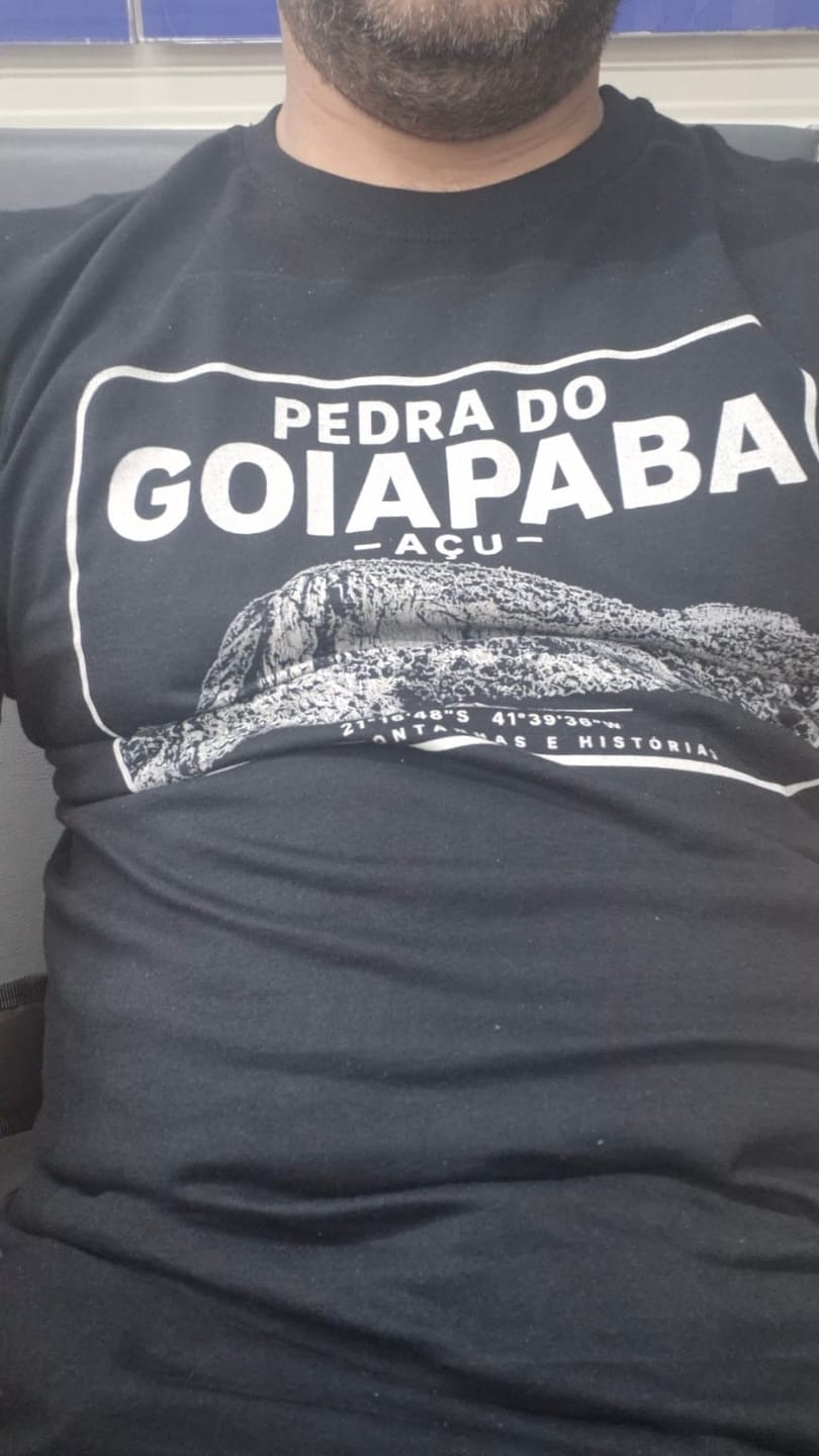 Customer photo review of Camiseta | Pedra do Goiapaba