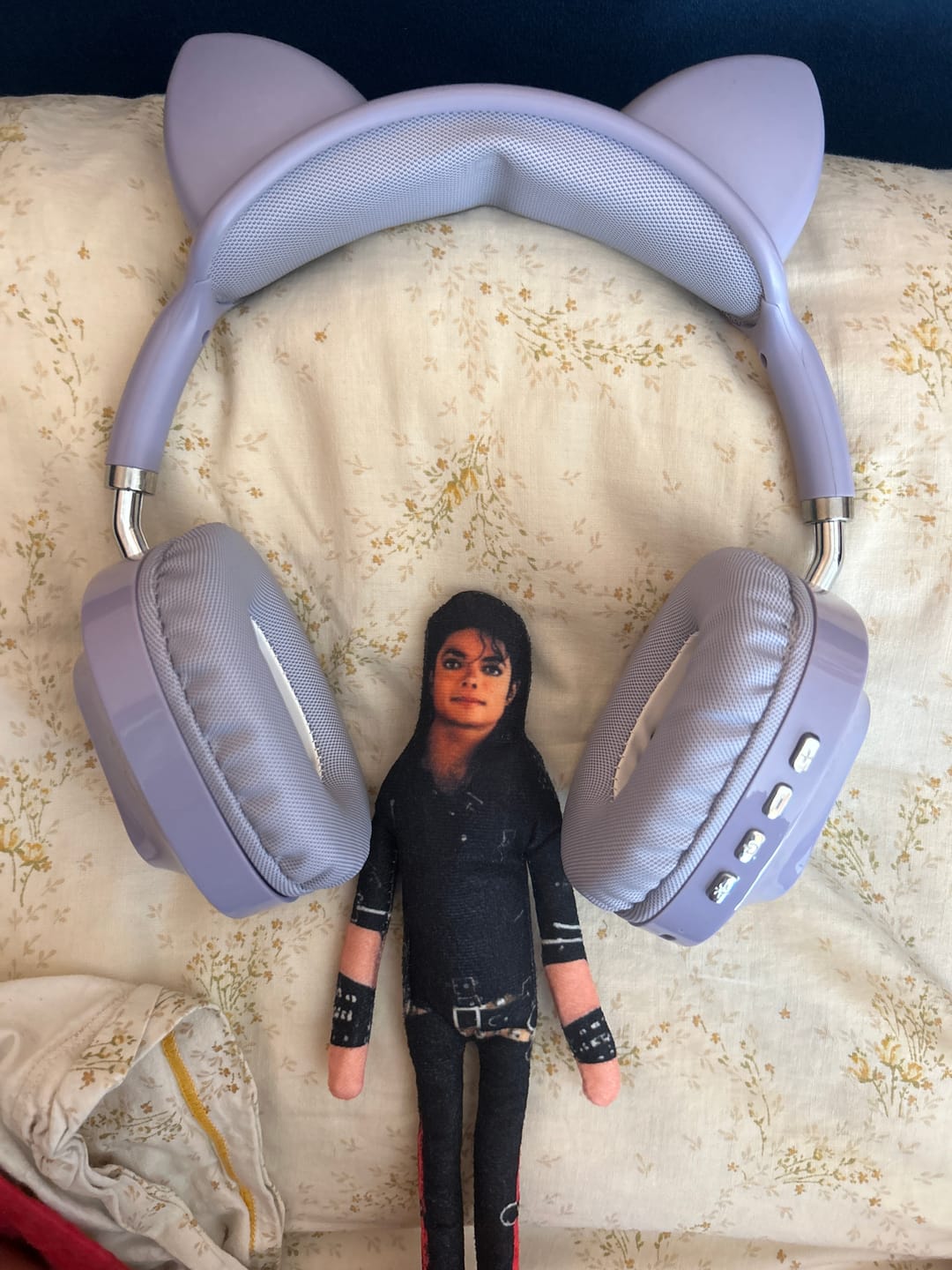 Customer photo review of Michael Jackson Funny Doll Plush