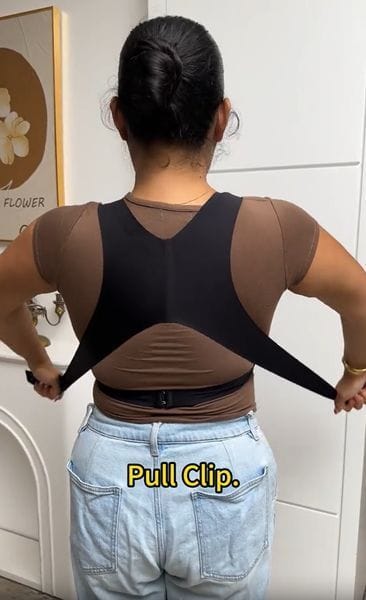 Customer photo review of Front Closure Cross-Back Wireless Posture Bra