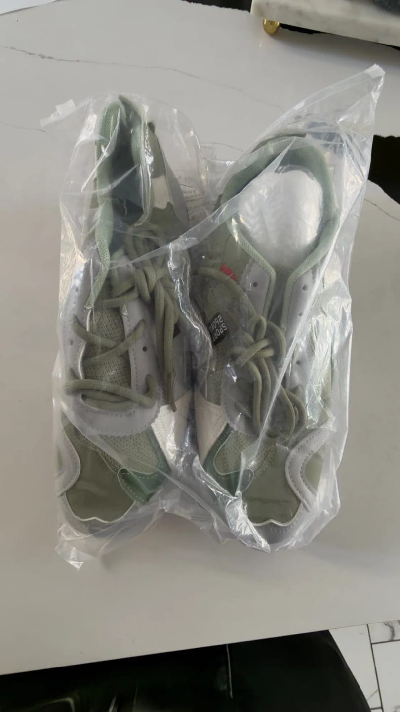 Customer photo review of Luca | Retro Colourblock Trainers