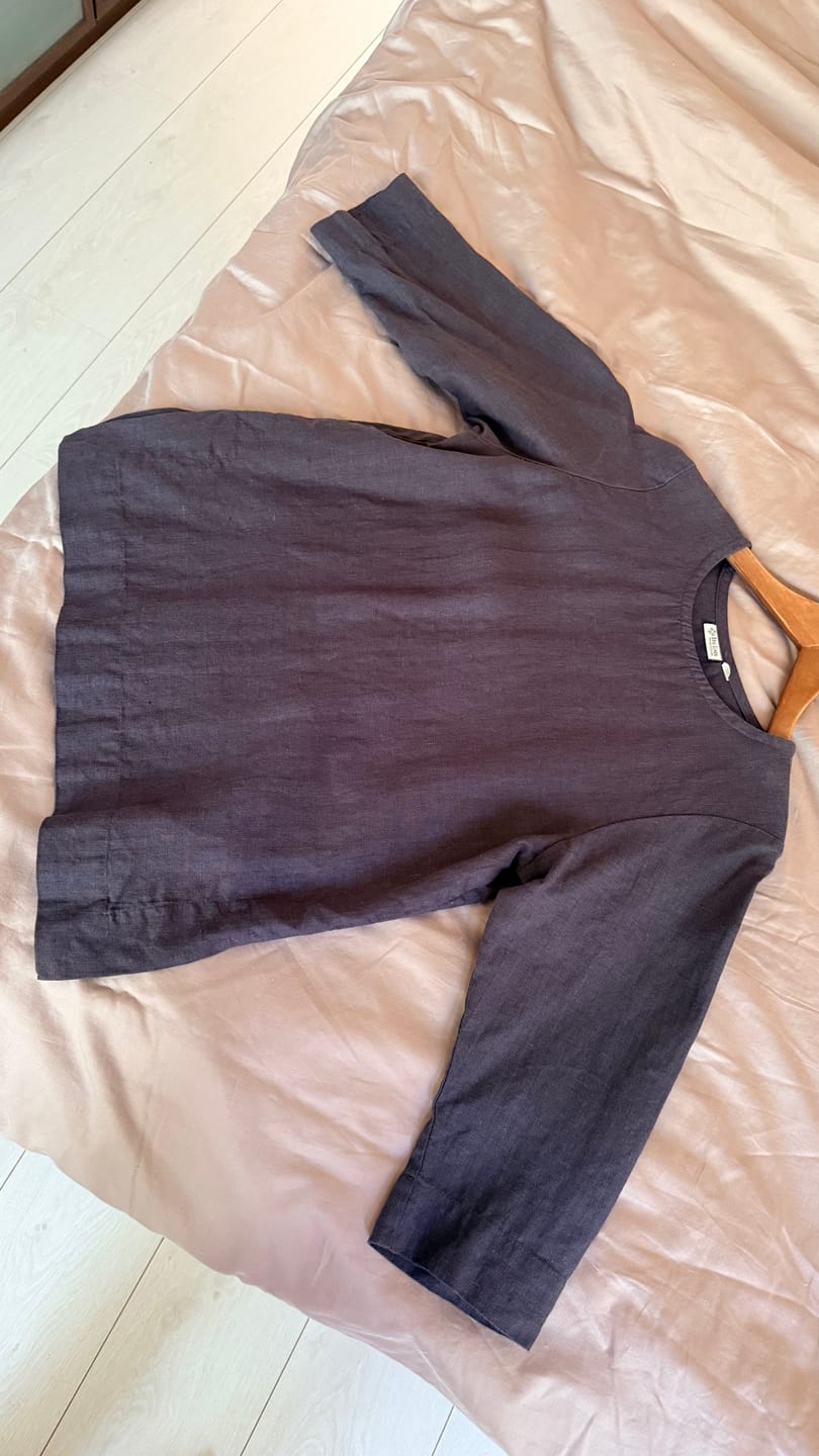 Customer photo review of READY TO SHIP Classic Linen Blouse