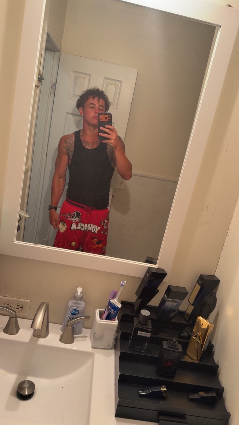 Customer photo review of 1071 - Looney Tunes Embroidered Patch Shorts