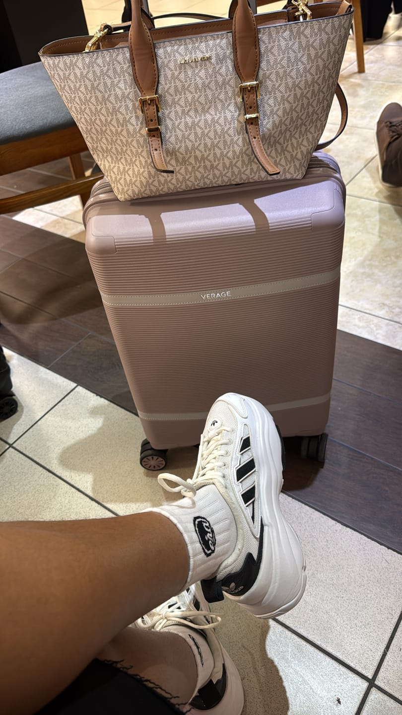 Customer photo review of Era Everyday Socks Mixed Set (4 Pairs)