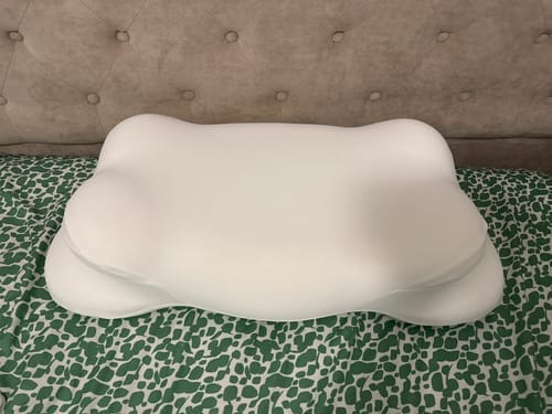 Customer photo review of Cloudii Comfort Align Pillow