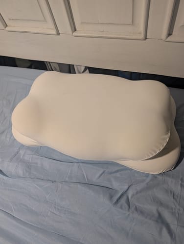 Customer photo review of Cloudii Comfort Align Pillow