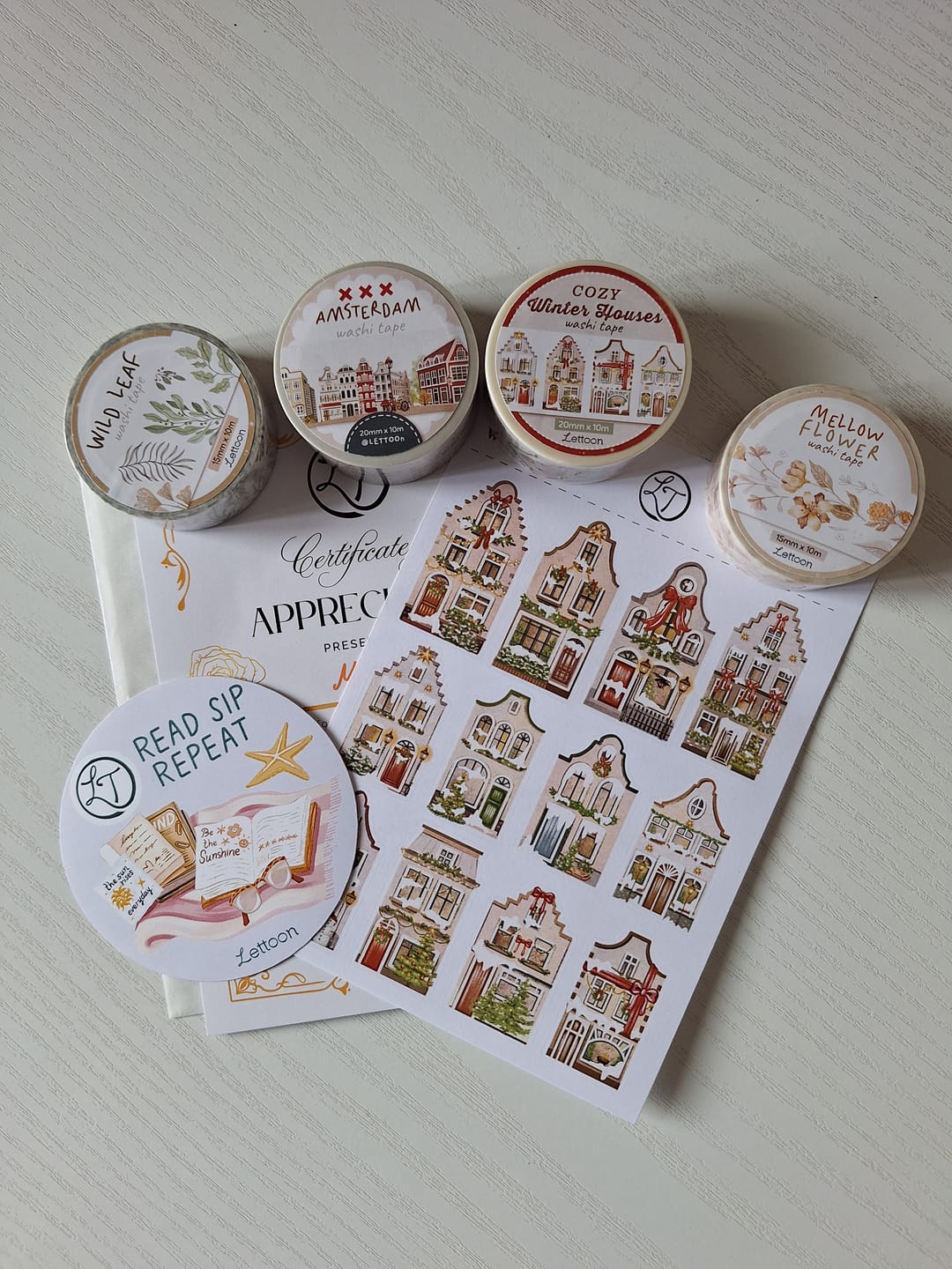 Customer photo review of Cozy Winter Houses