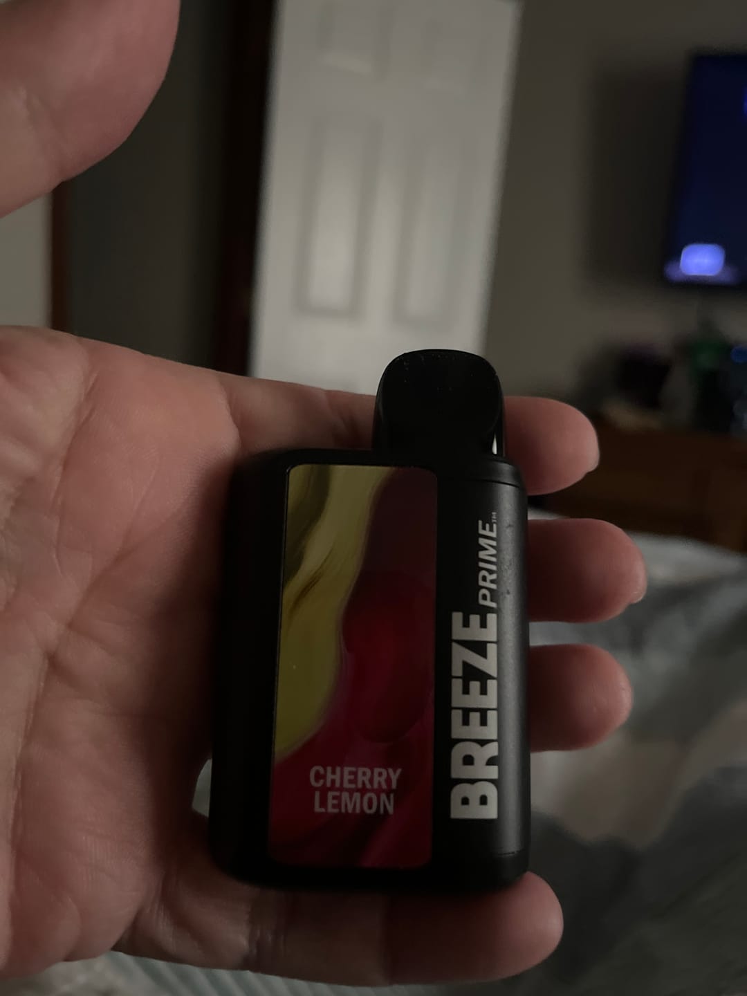 Customer photo review of Breeze Prime Edition Disposable Vape