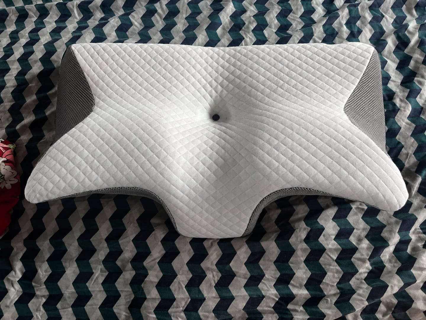 Customer photo review of Soma | Orthopedic Memory Foam Pillow