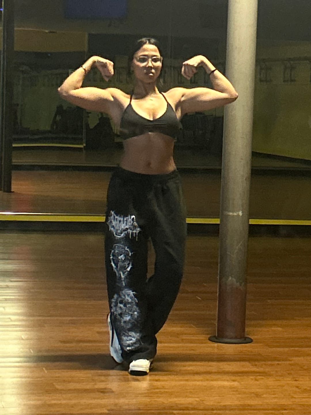 Customer photo review of 2116 - Dynasty Sweats