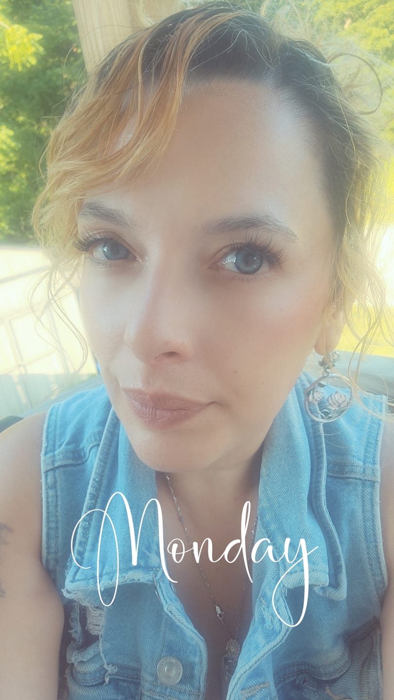 Customer photo review of Aine Swan Lake Blue Prescription Colored Contact Lenses